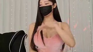 Good-looking Korean female anchor masturbates Korean+BJ live broadcast, ass, stockings, doggy style, Internet celebrity, oral sex, goddess, black stockings, peach butt, Season 54