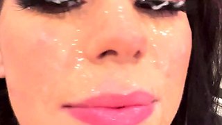 Masturbation close up Tamara big clit