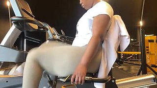 Jack off to My Bald Headed Humongous Ass, Episode 1048