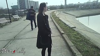Girl Flashing In Public Park With Wet Kelly