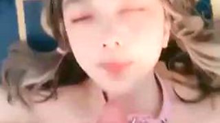 Domestic internet celebrity double ponytail anchor live broadcast