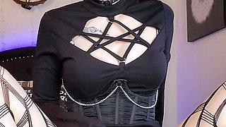 Amateur Webcam Teen Masturbates And Teases
