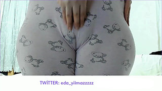 Camel Toe - Turkish MILF