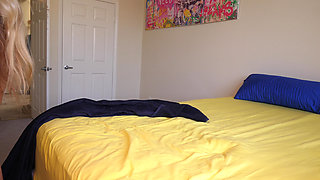 One of the Hottest MILFs Makes Her First Sextape