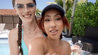 Reality Kings - Kira Perez & Fiona Frost Eat Their Fries And The Food Delivery Guy Watches Them