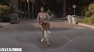 VIXEN Gorgeous Petite Elle Experiences Amazing Orgasm