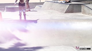 A couple of teenage lovers skates together and then has a wild bang at home