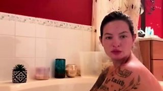 Fucking love this girl!!!!