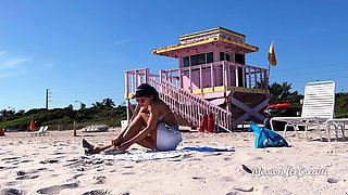 Sexdate amateurs at the public beach 2