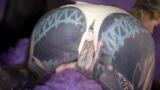 Anuskatzz wants to be stretched deep and hard until she can't hold back that messy squirt