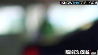 (Chloe Addison) - Hot and Horny in the Backseat - I Know That Girl