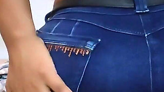 My Stepsister Seduces Me at My Birthday Party and Gives Me Anal Sex as a Gift.