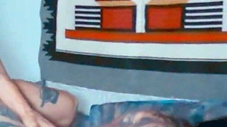 I Give My Vecina Milk for Her Cereal