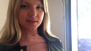 Cute amateur blonde teen Nishe pussy fucked in the car