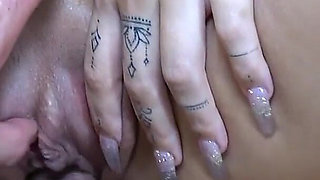 Priscilla & Zara Big-ass MILFs Want Cum - Foursome Fuck