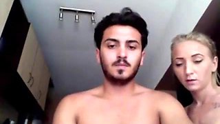 Animated Blonde Girlfriend: Blowjob, Amateur  Webcam Porn