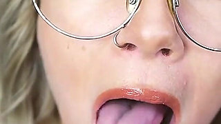 Teacher Gives Exchange Student a 1-on-1 Reproduction Lesson