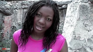 Black Beauty Tyra Lewis Takes Anal Under Open Sky