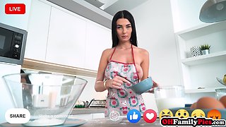 Stepsis cooking raunchy muffin for stepbro
