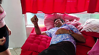 Stepdaughter Mad at Stepdad for Messing up the Room He Wanted to Calm Down Punched His Huge Penis in Her Ass