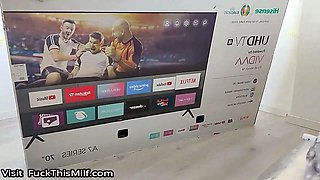 Fucking my friend s mother through a hole in a box, she thought I was her husband: Porn