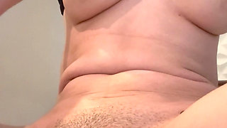 Cute Brazilian girl masturbates her pussy until she squirts