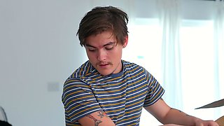 Hot stepmom MILF needed to breed stepson