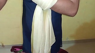 Telugu Aunty Dress Removing