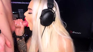 Hot Blonde Washes Car Toys Ass On Cam Big Boobs
