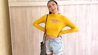 Latina teen is ready for first hookup with a stranger