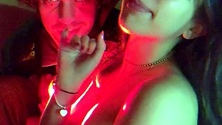 Brunette amateur webcam babe pleases pussy