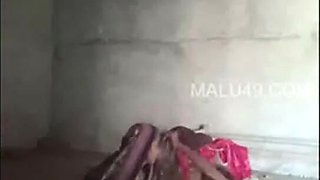 Indian girl Shows her Pussy Fucking 2