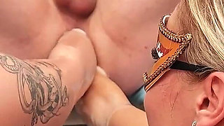 Double Anal Fisting by Adelina Noir and Valentina Rosa