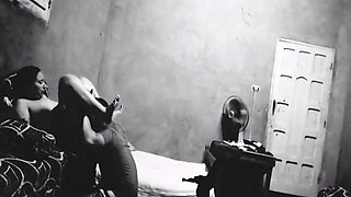 Khali Ghar Me Akele Hone Ka Mauka Milte Hi Dono Ne Romance Jeans T-shirt Wale Ladke Ne Apni Girlfriend Ki Bra Panty Me