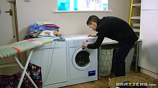 Dirty Laundry, Dirtier Milf With Jordi El Nino Polla, Valentina Ricci - Brazzers