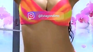 Busty MILF cam babe in lingerie pussy masturbation