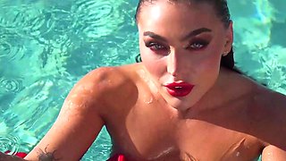 Big ass stunning beauty strips in a pool