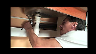 Young Housewife with Perfect Body Cumshot on Pussy by Big Cock