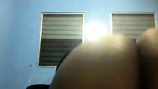 Granny Shows Off Her Big Ass on Webcam