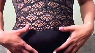 Cute amateur webcam teen girl toying pussy on webcam