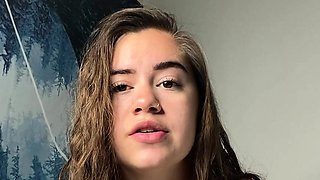 Close up amateur masturbating solo