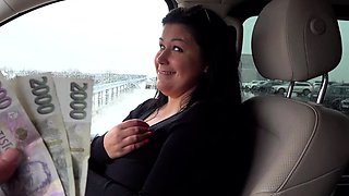 Busty Married Mrs does Anal Sex in Car Park