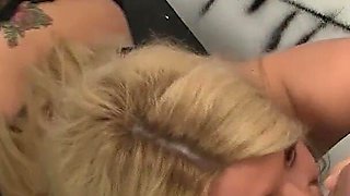Laela Pryce gets her pussy licked and does great cock sucking