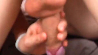 Girl Milks Guy's Cock and Controls His Orgasm.