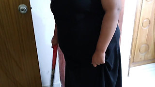 Niqab Hookup - Hot Arab BBW Teen Maid Fucked by Boss When She Was Cleaning Office!