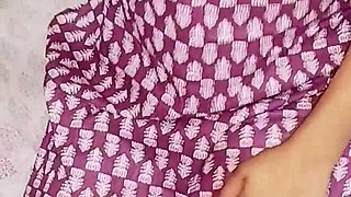 Big Ass Mallu Girlfriend Fucking in Friend Room