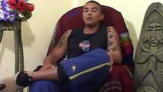 Beautiful and hot rabuda brunette moaning and cumming giving the pussy and cusinho very tasty: Porn