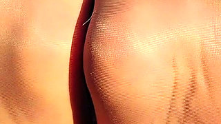 Relax-feet in the Car