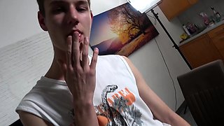 Slim guy with big dick gets exclusive handjob