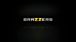 Tittyfuck Airways With Johnny Sins, Kendra Lust, Kagney Linn Karter - Brazzers